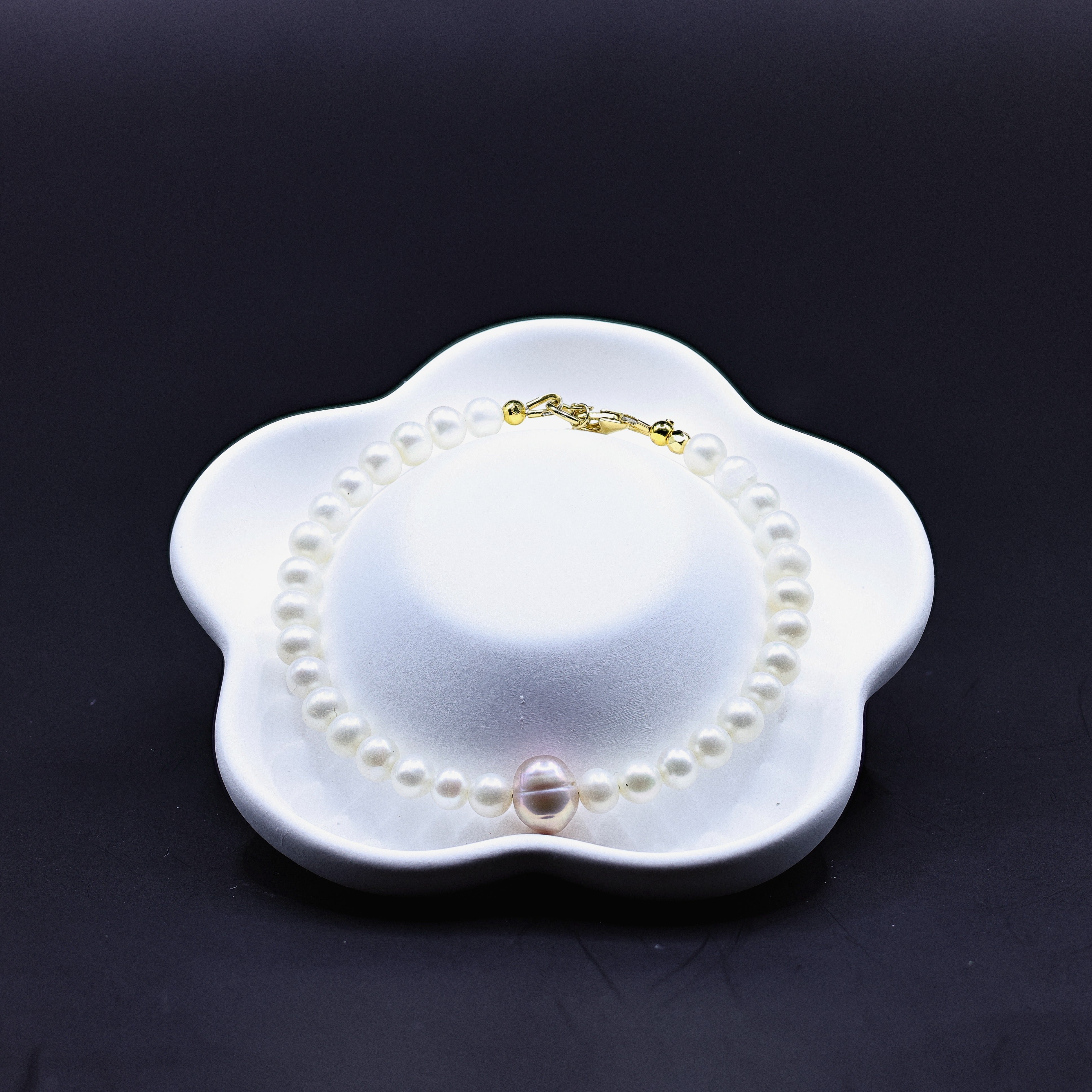 Süsswasserperlen-Armband mit Rosé-Lavendel-Akzentperle, silbervergoldet