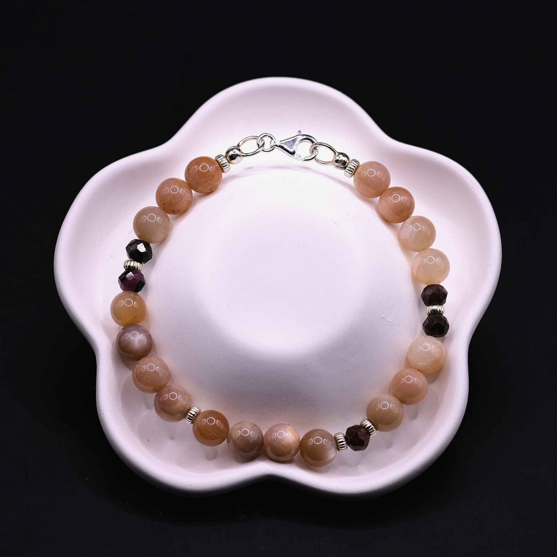 Pfirsich-Mondstein-Armband mit Granat-Perlen, 925 Sterling Silber, facettiert