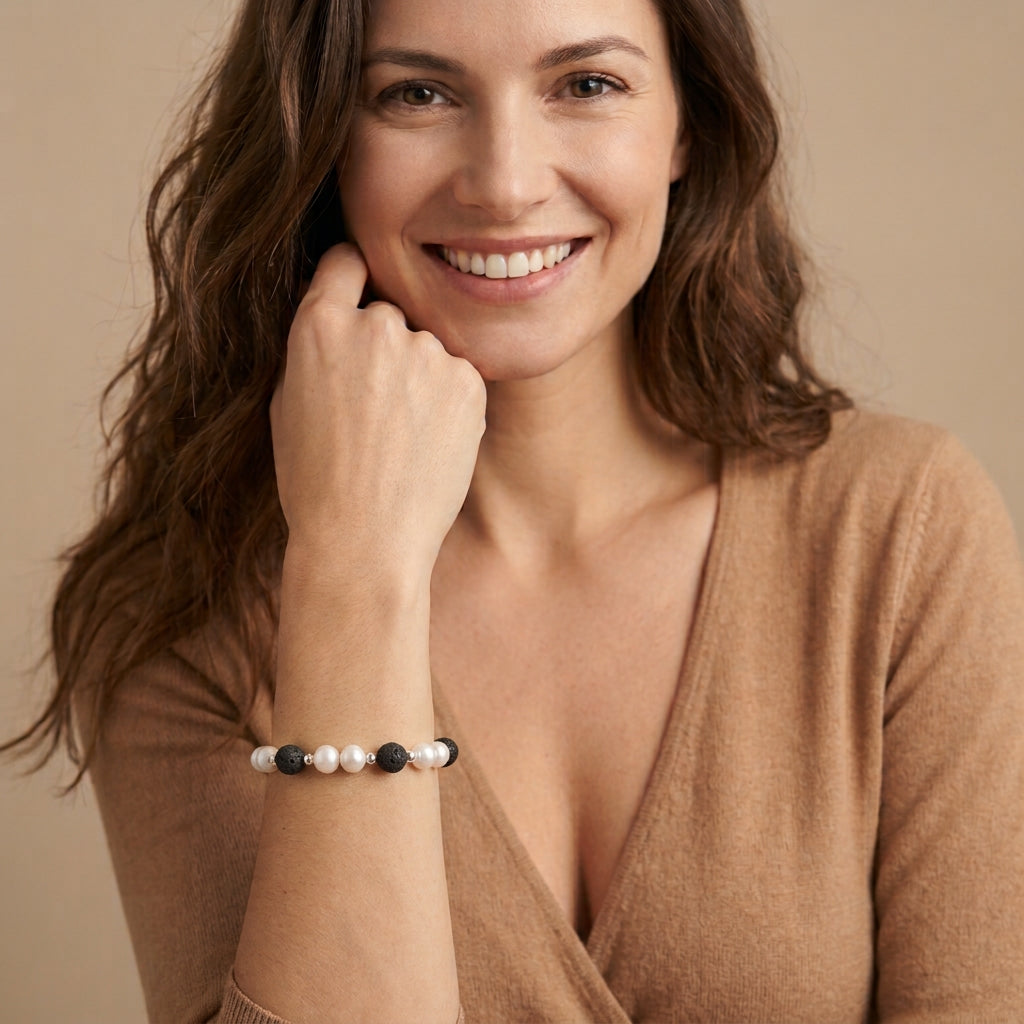 Süsswasserperlen Armband mit schwarzen Akzenten | 925 Sterling Silber