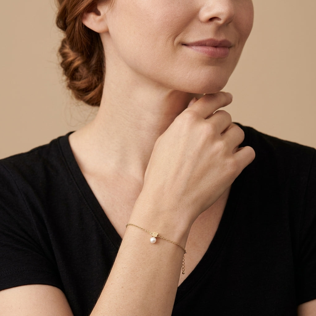 Armkettchen mit Goldwürfel & Süsswasserperle | 925 Sterling Silber vergoldet