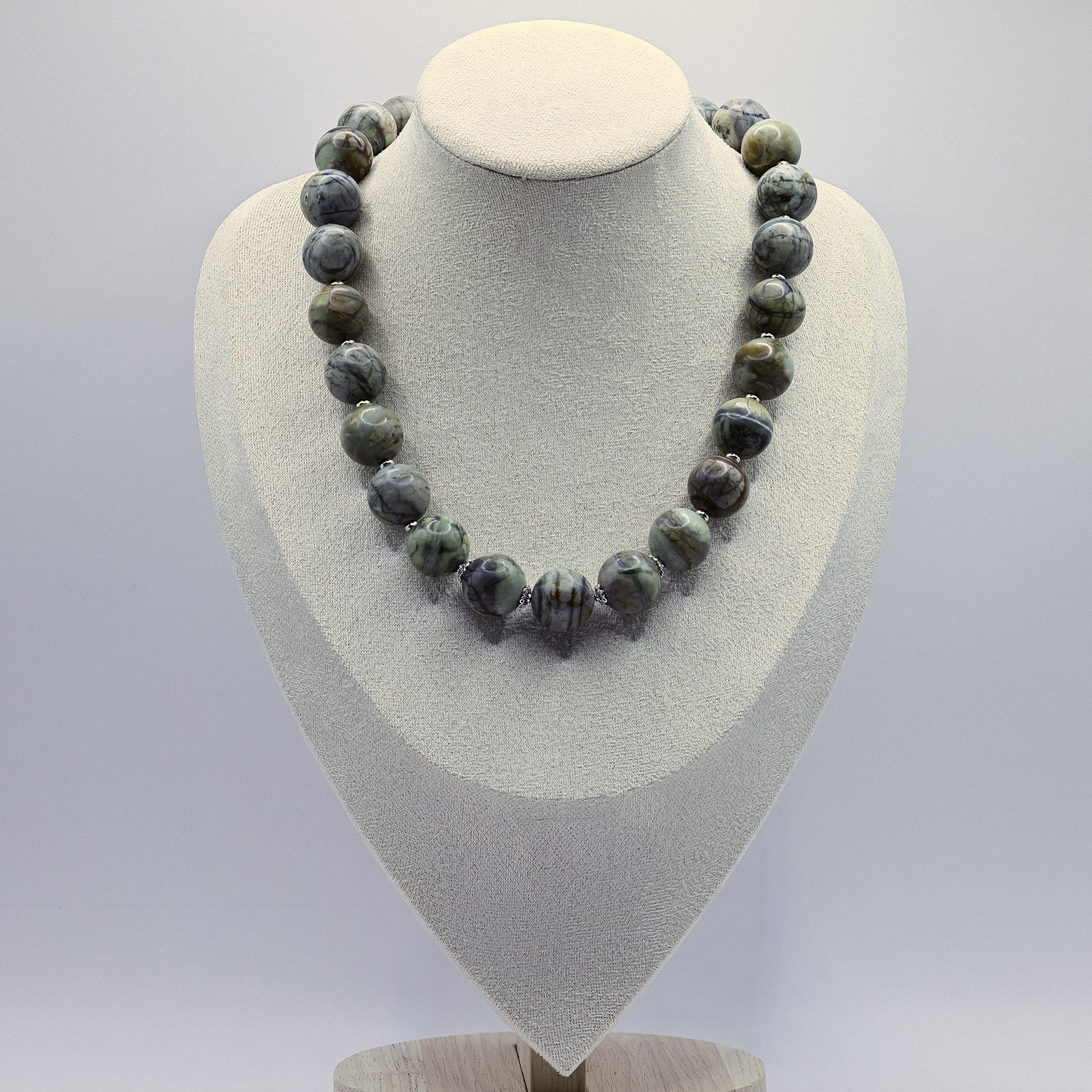 Jaspis-Kugelkette mit Magnetverschluss, 925 Silber und Zirkonia-Besatz