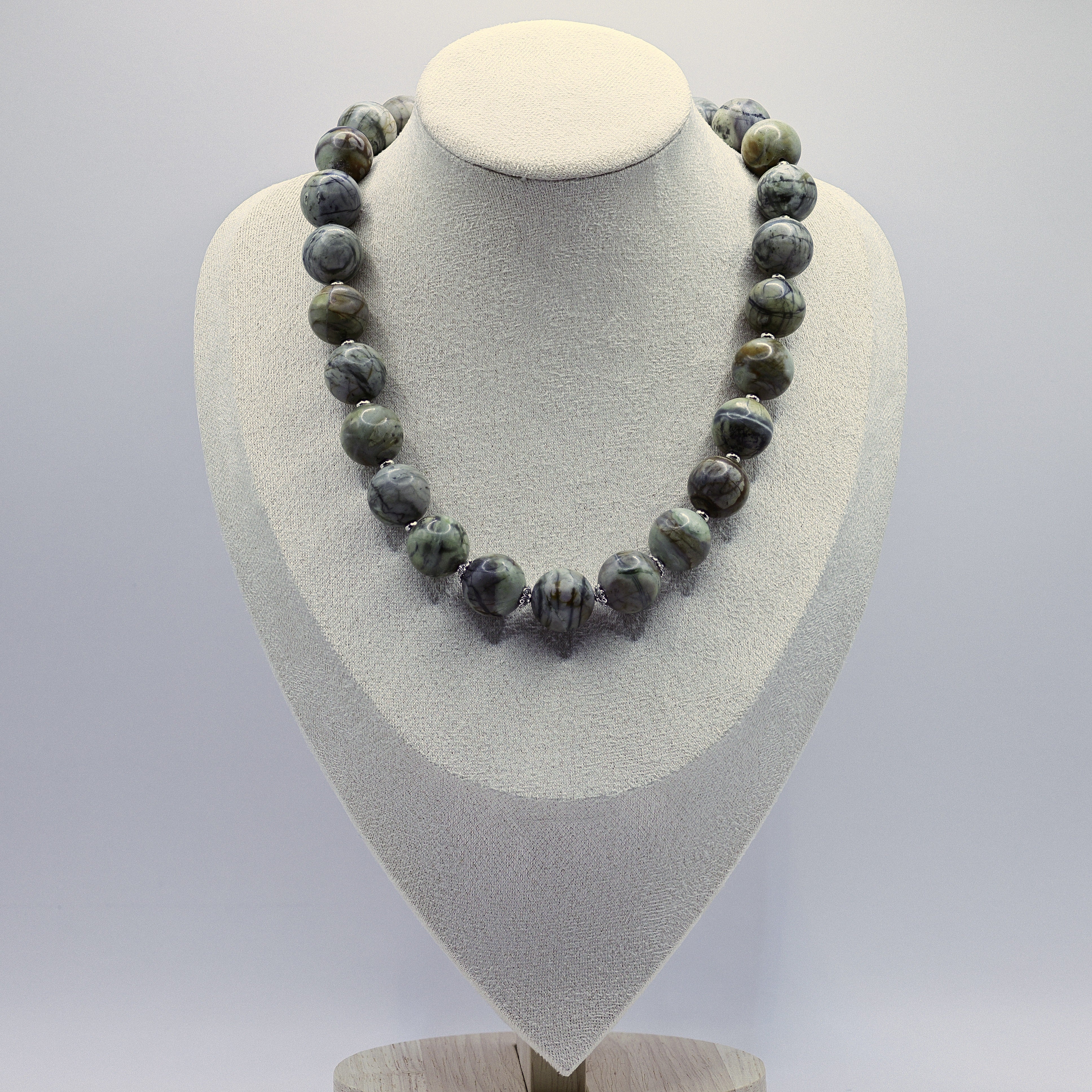 Jaspis-Kugelkette mit Magnetverschluss, 925 Silber und Zirkonia-Besatz