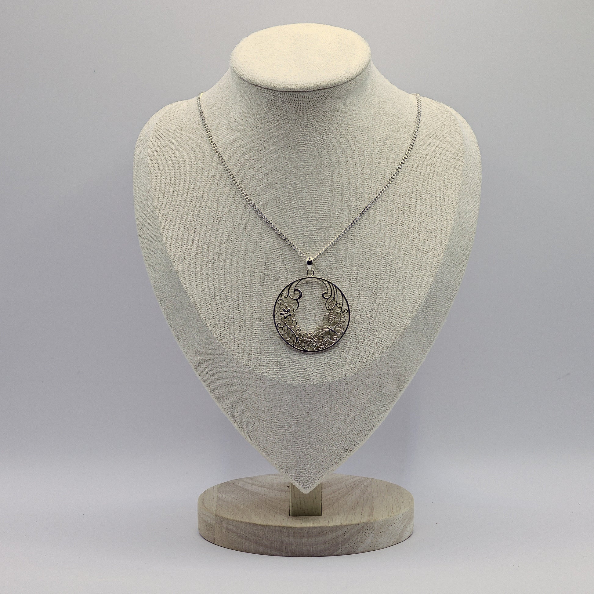 Florale Halskette 925 Sterling Silber mit filigran gearbeiteter Bluete und Ranken