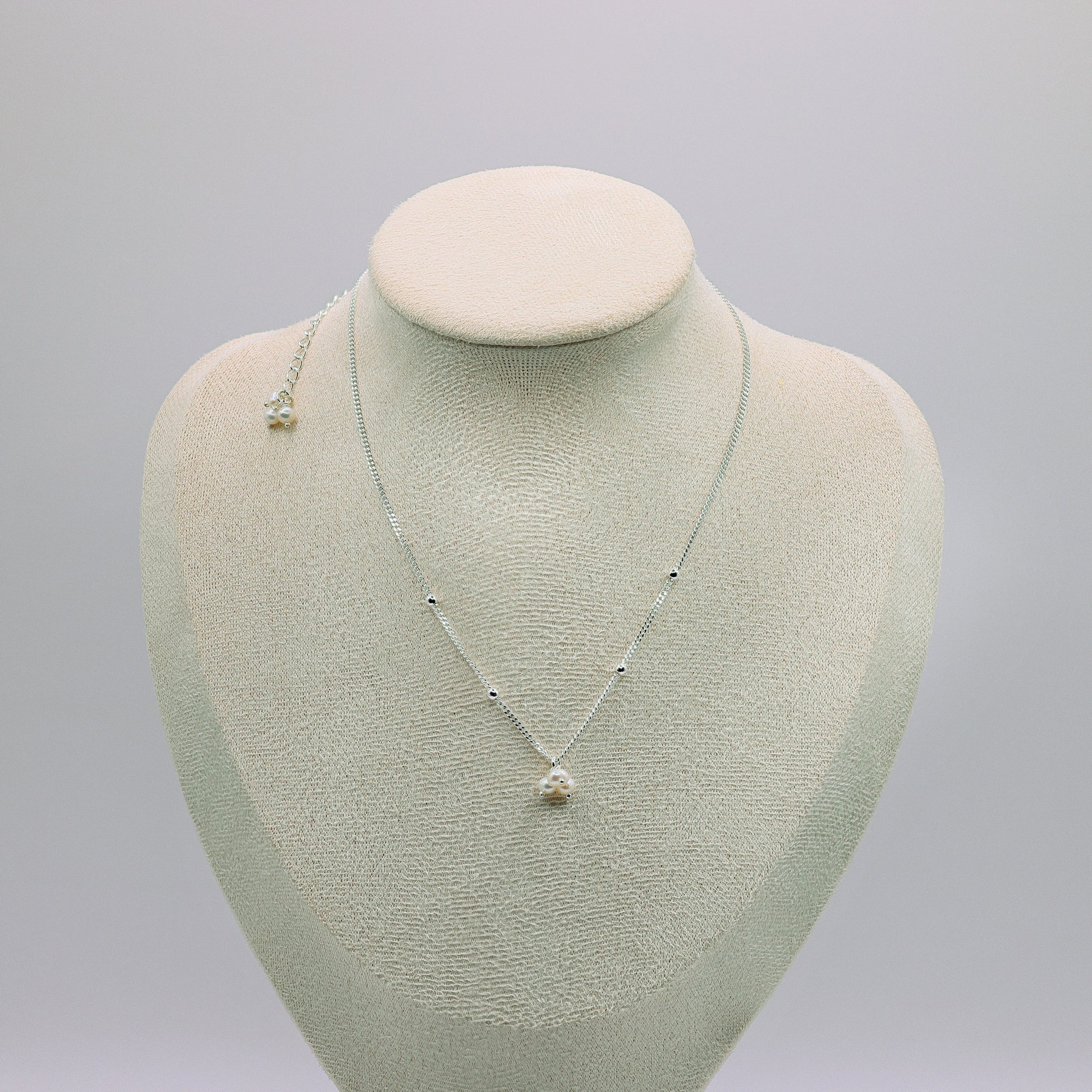 Süsswasserperlen-Halskette mit Silberkugeln, 925 Sterling Silber, feiner Clusterschmuck