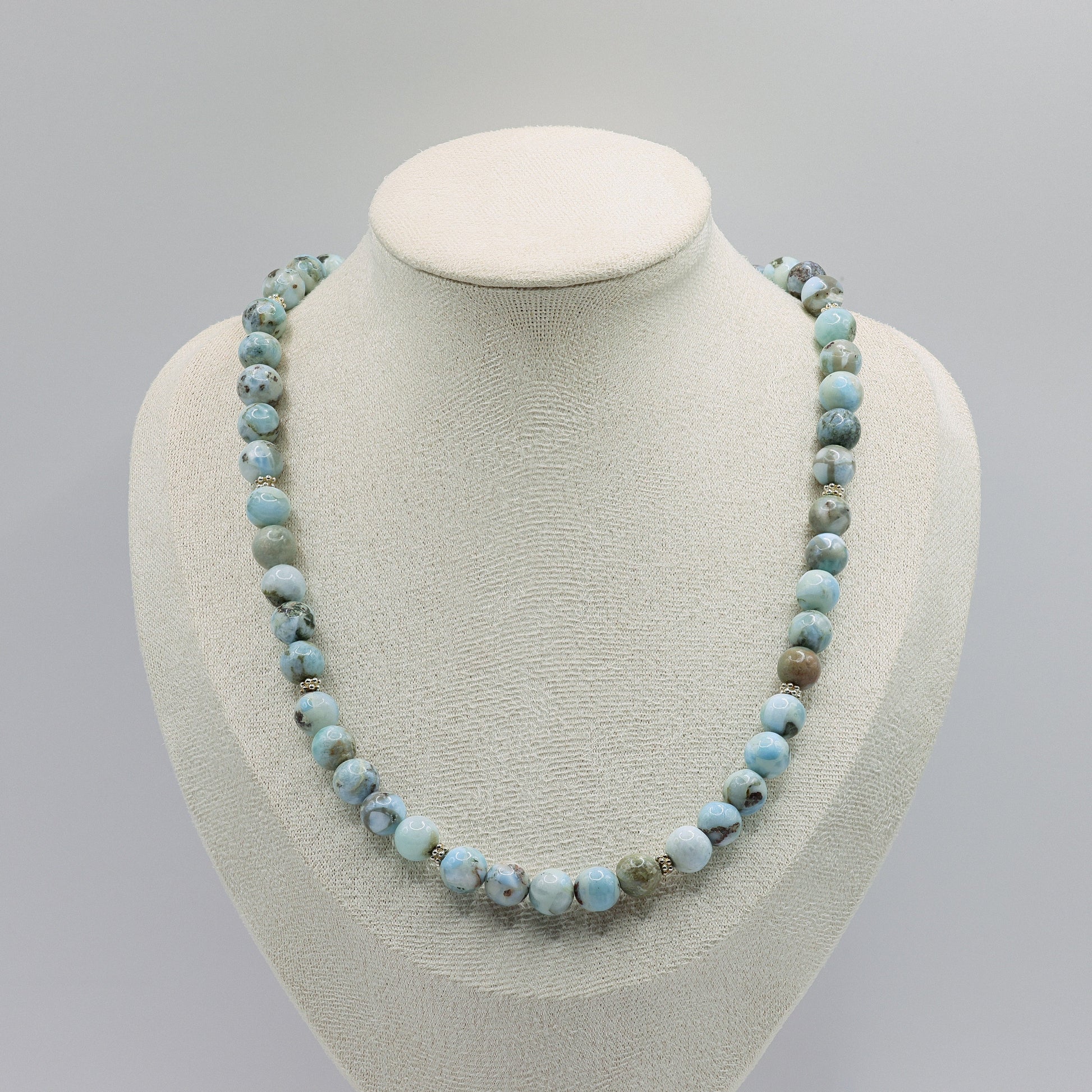 Larimar-Halskette mit 7mm glatt polierten Kugeln in Himmelsblau, 925 Sterling Silber